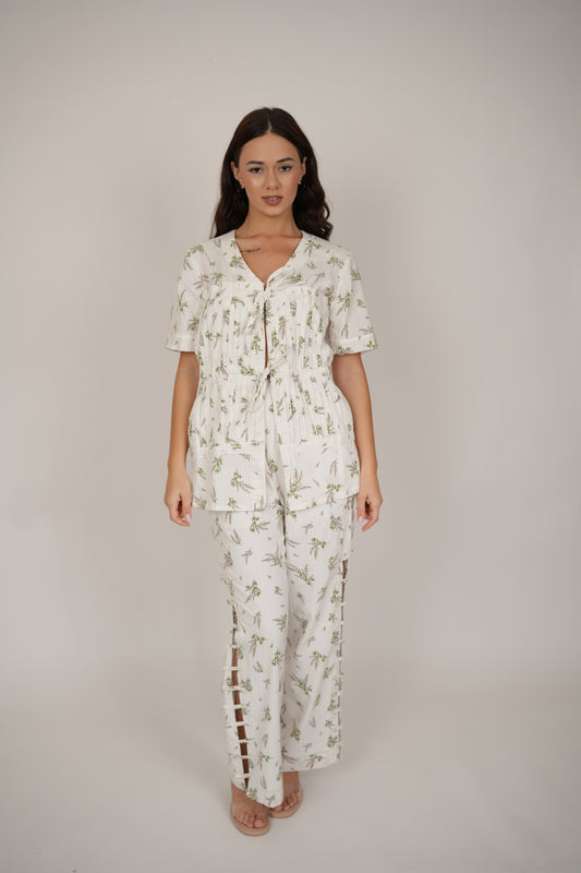 Aster Floral White Top/Shirt