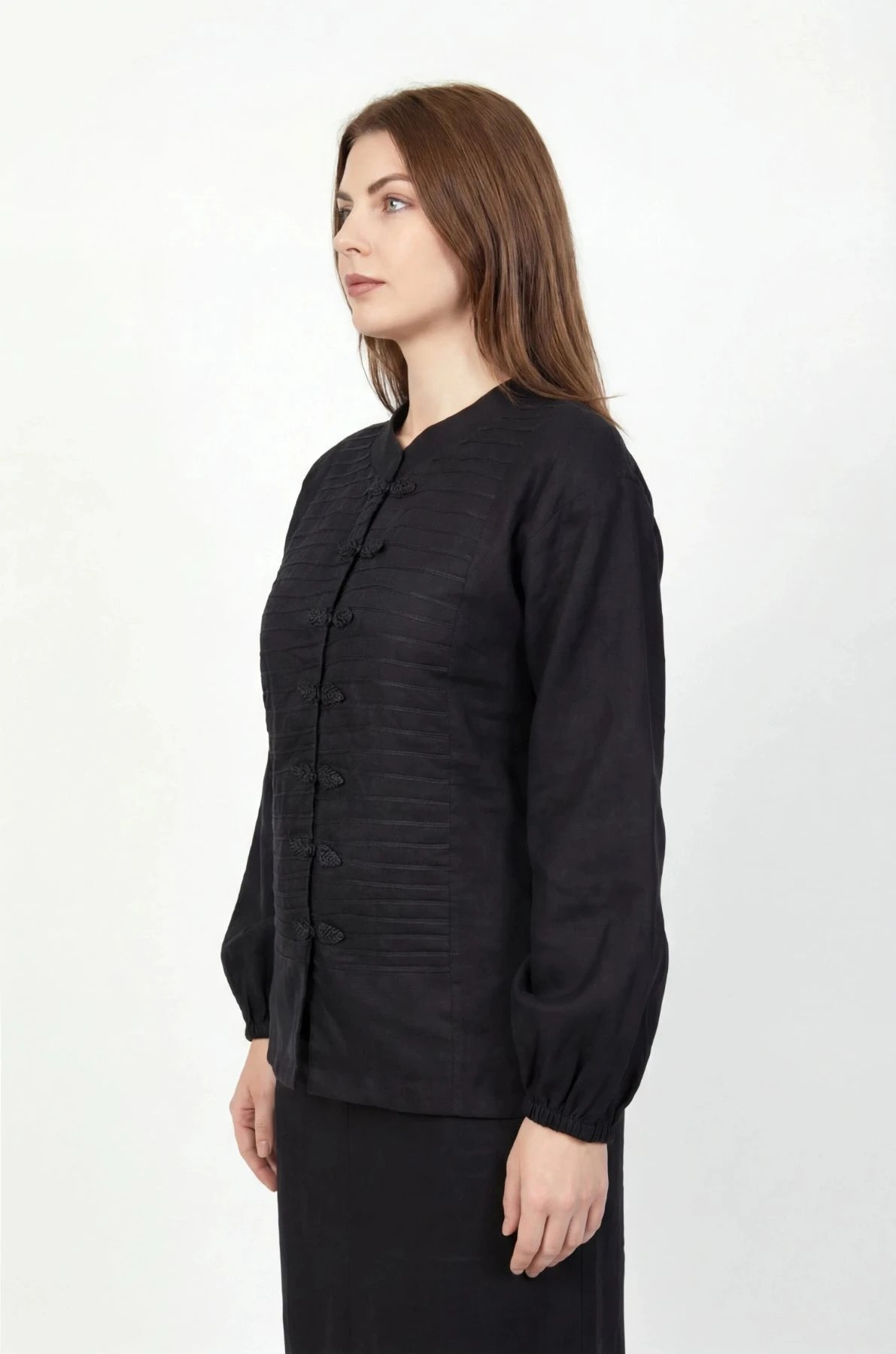 Inori Black Linen Top, black 100% linen mandarin collar blouse with frog-button knots, bell sleeves and adjustable corset-style lace-up back – alternate angle