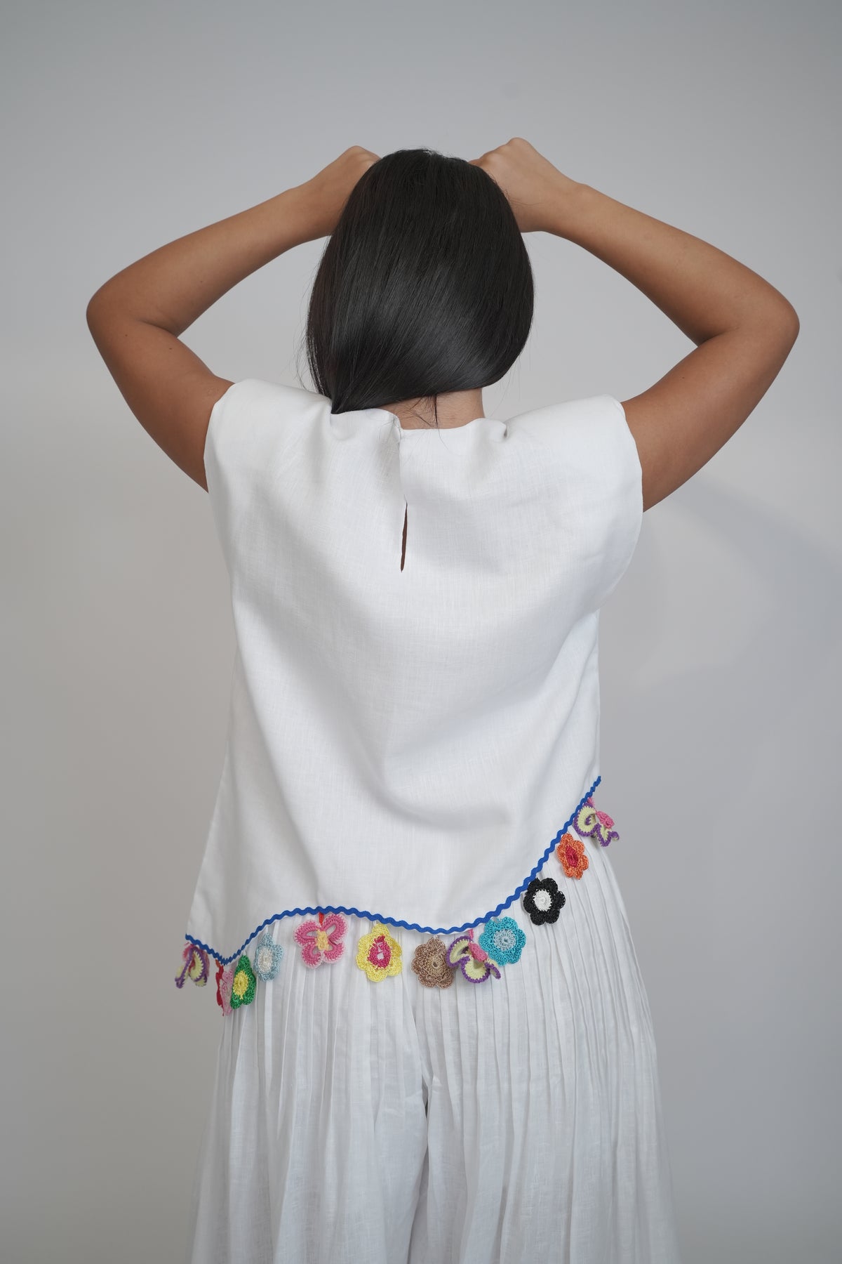 Fiji Summer Sleeveless White Linen Top