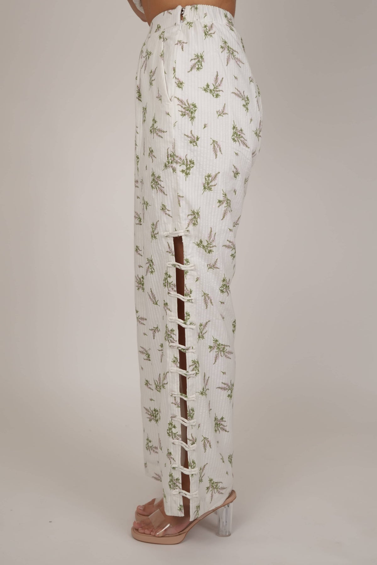 ASTER WHITE FLORAL CO-ORD SET