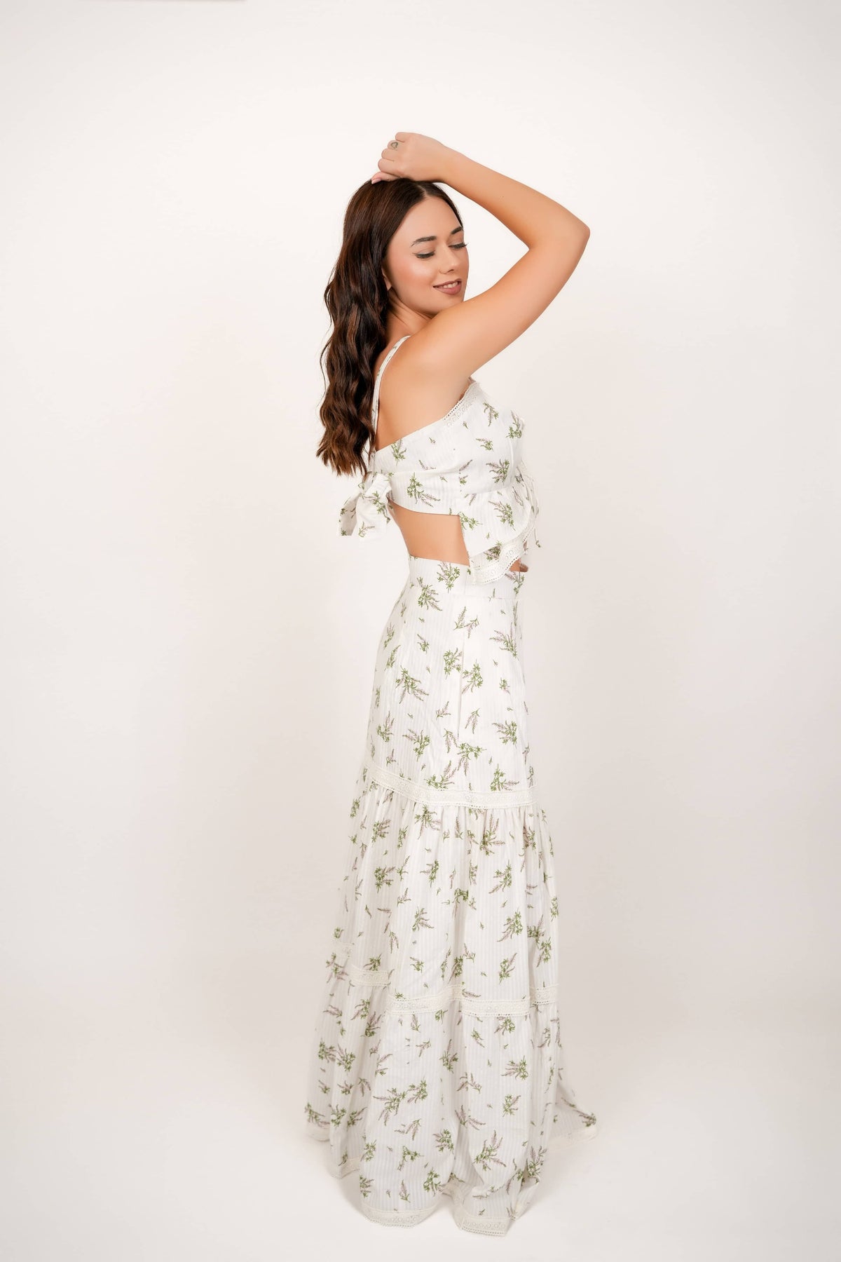 Flora White Floral Set