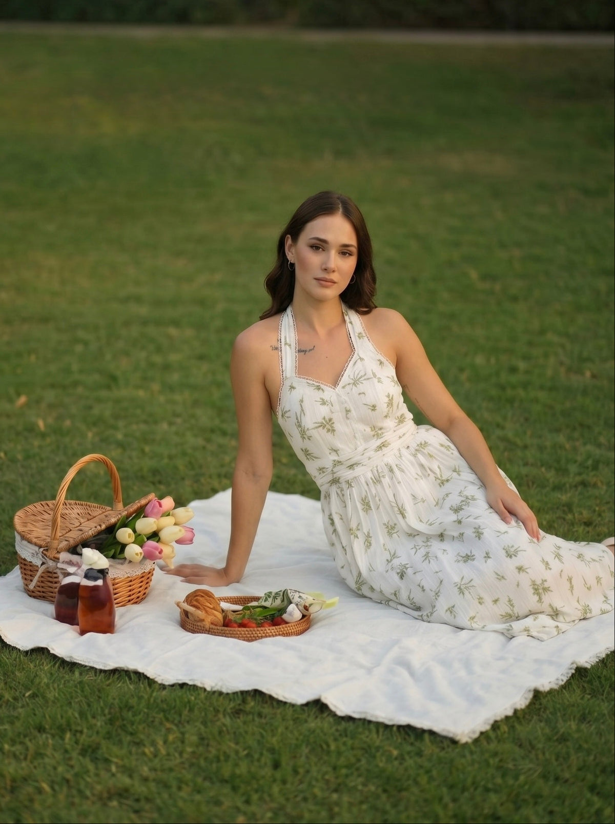 Debby White Floral Maxi Dress